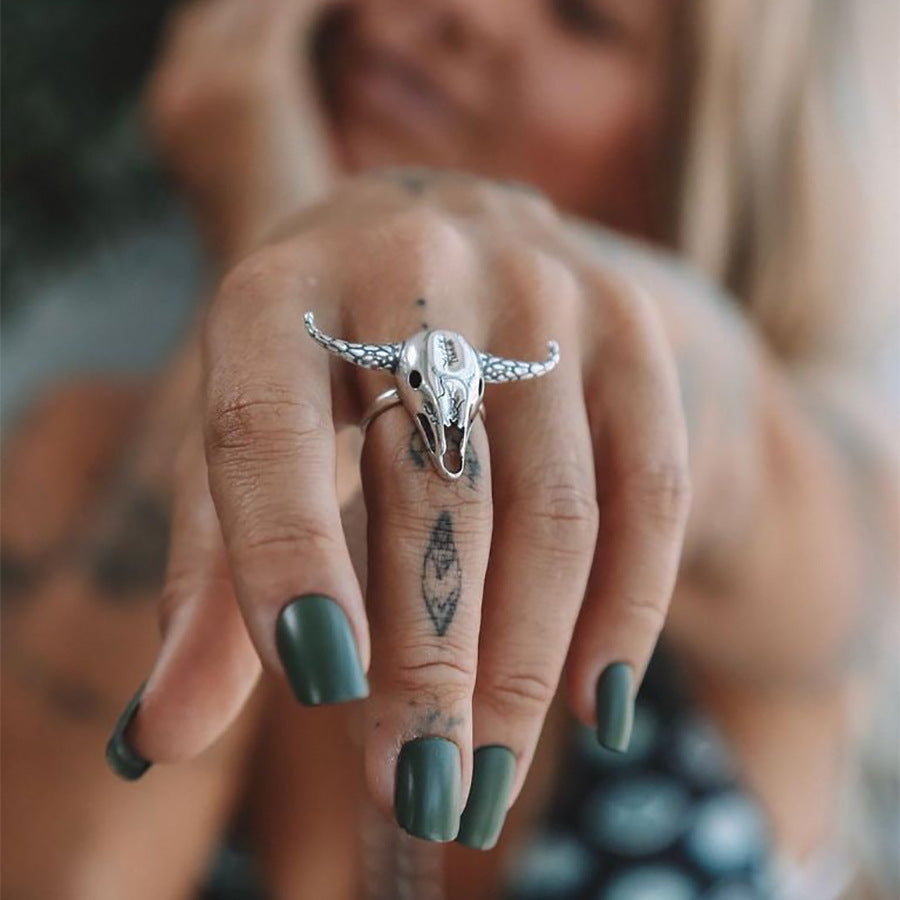 Retro Antique Silver Bull Head Ring - Unisex Alloy Statement Ring