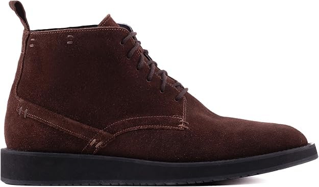 CHESTER Suede Chukka Boots