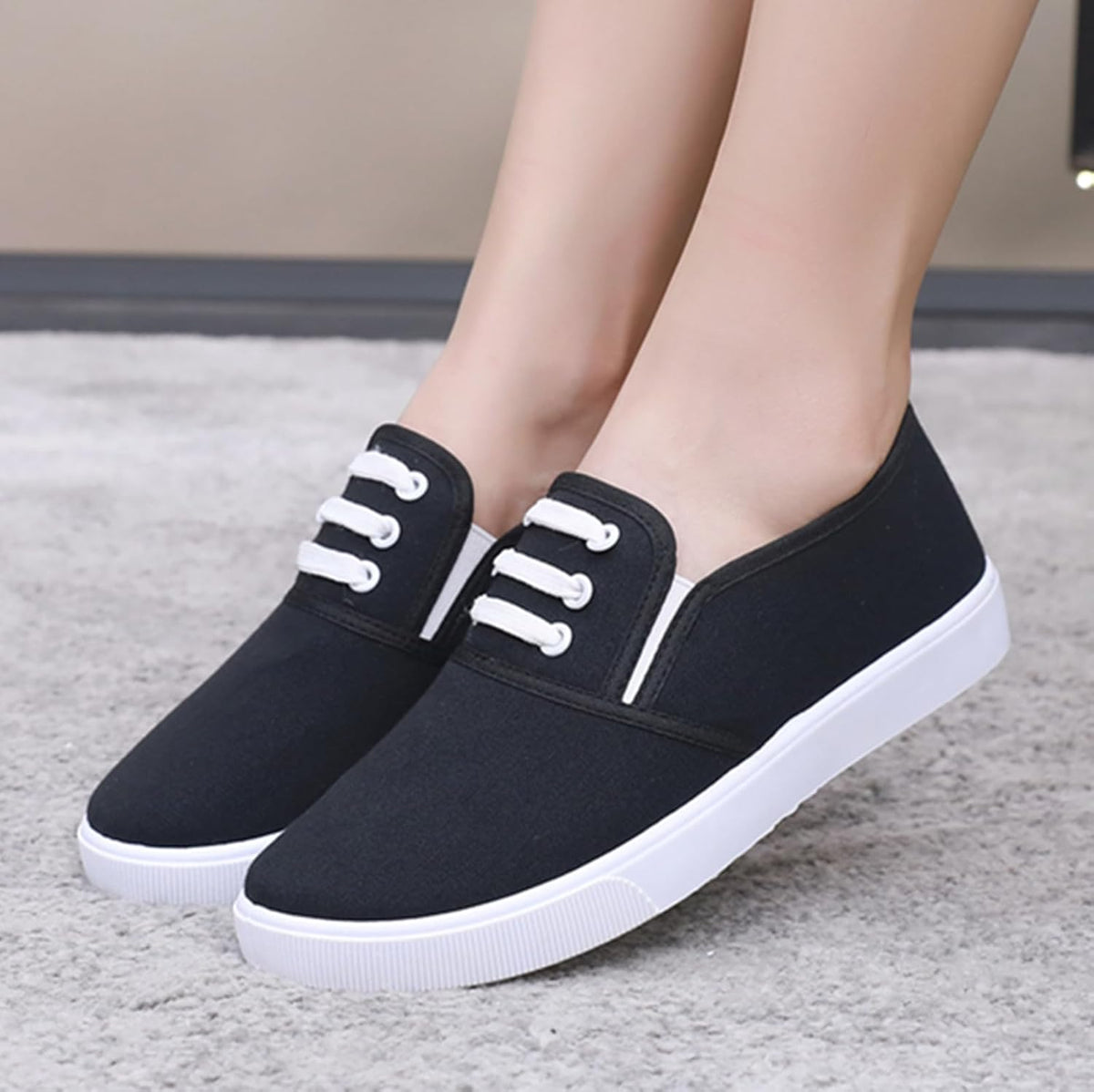 Canvas Tennis Shoes for Women Low Top Casual White Black Sneakers for Women Slip on Fashion Comfortable Walking Shoes