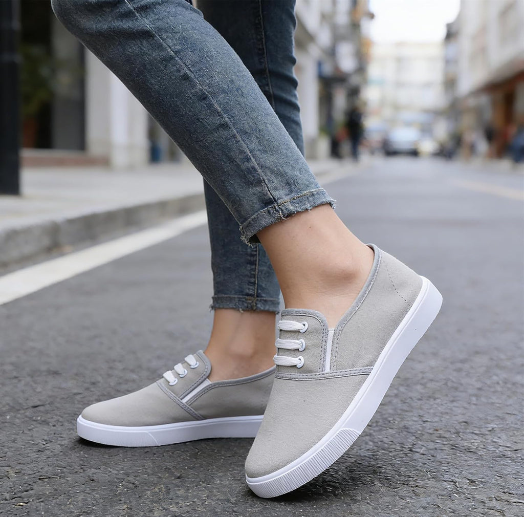 Canvas Tennis Shoes for Women Low Top Casual White Black Sneakers for Women Slip on Fashion Comfortable Walking Shoes
