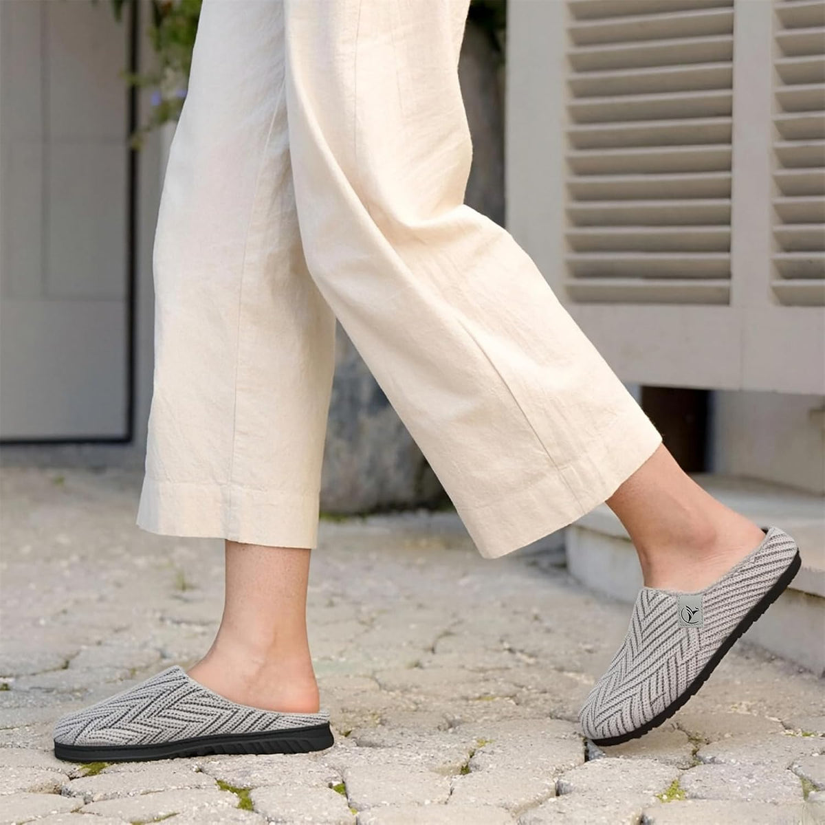 Mens Memory Foam Slippers Knitted Lining Non-Slip Indoor Outdoor Slippers