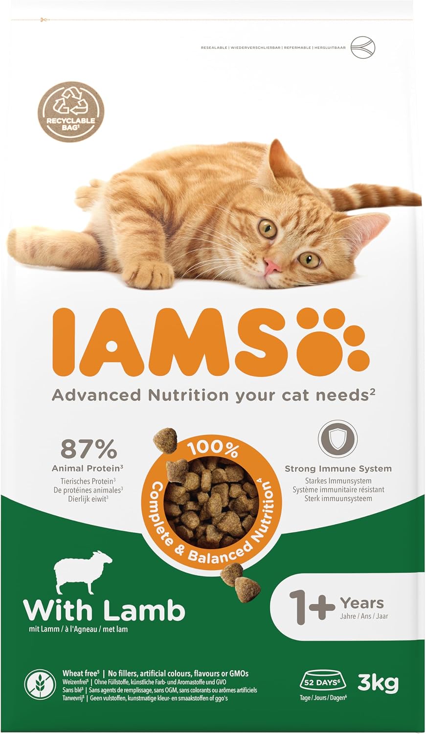 IAMS Adult Complete Dry Cat Food Chicken 3kg - Supports Strong Immune System