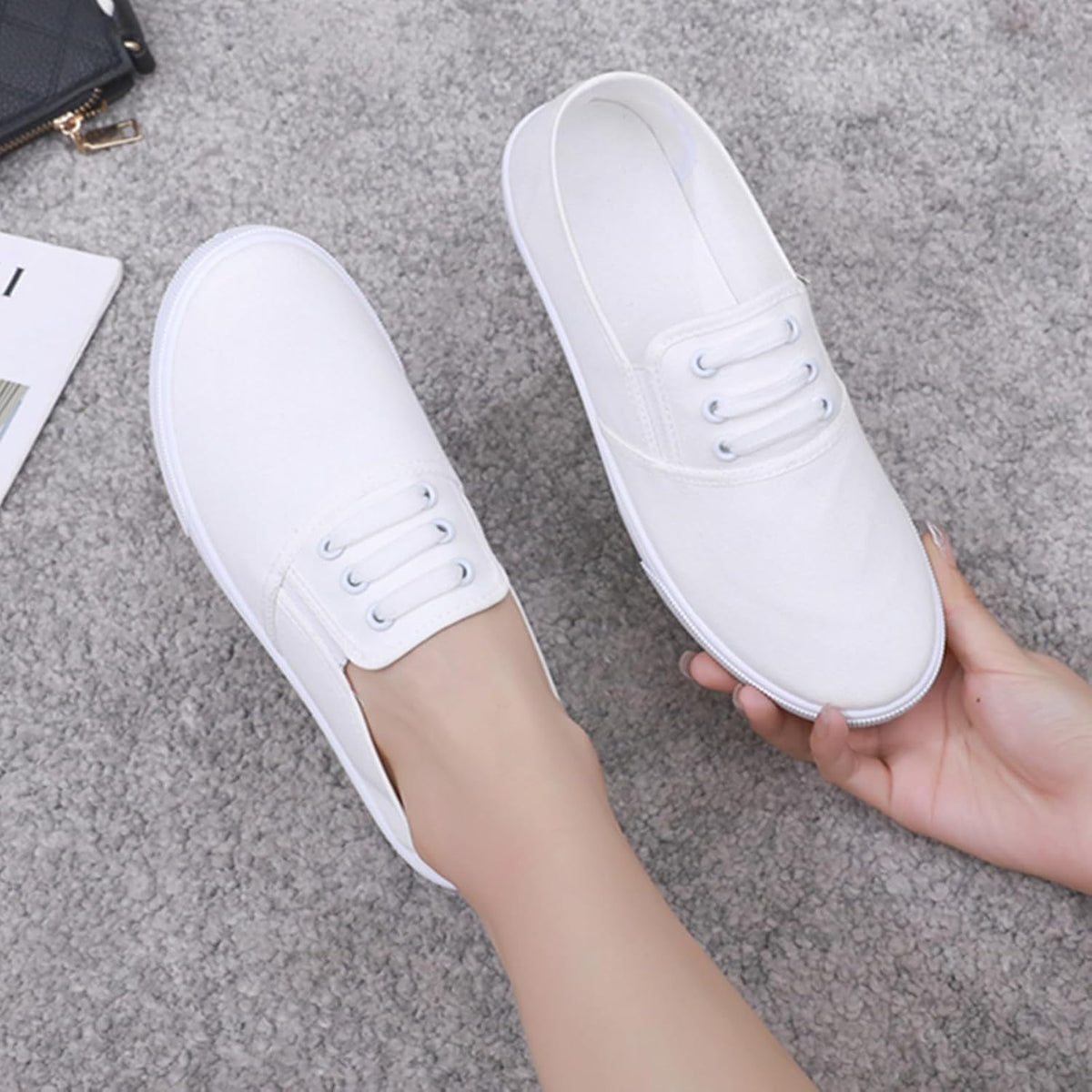 Canvas Tennis Shoes for Women Low Top Casual White Black Sneakers for Women Slip on Fashion Comfortable Walking Shoes