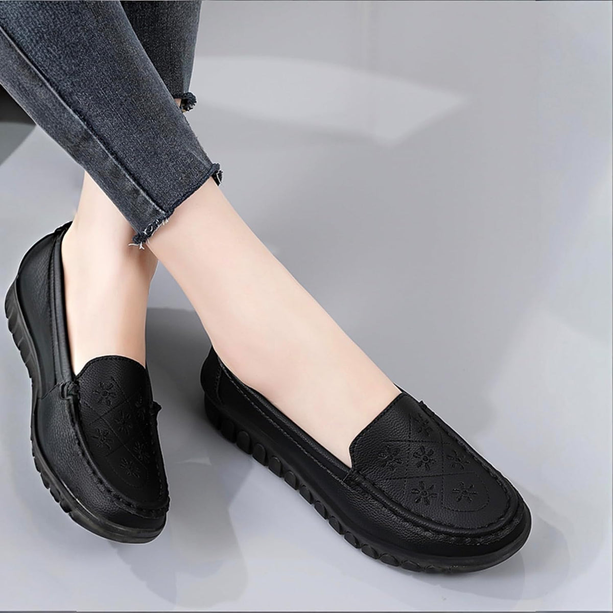 Women's Printing Glaring Cushioned Loafer Flat
