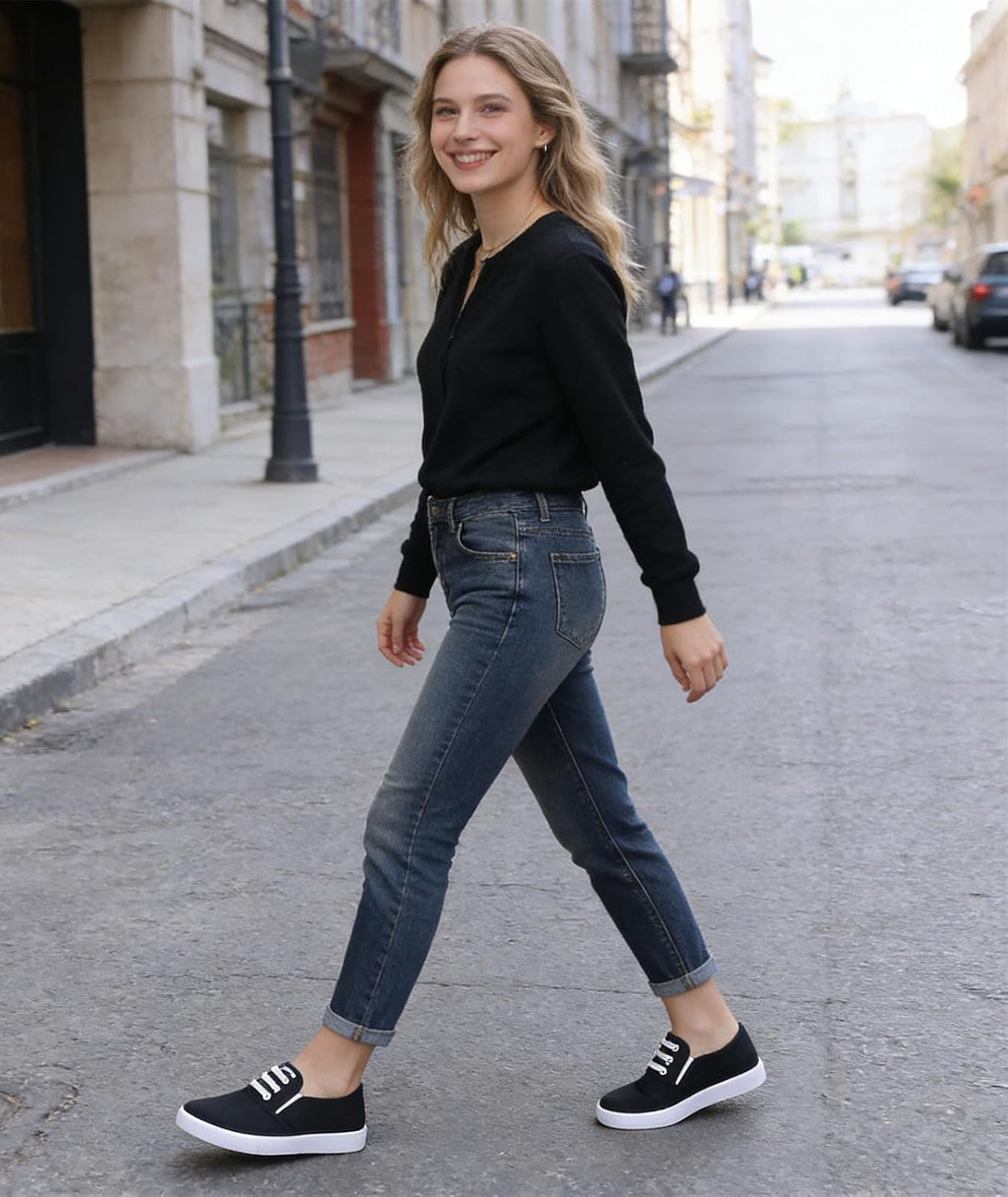Canvas Tennis Shoes for Women Low Top Casual White Black Sneakers for Women Slip on Fashion Comfortable Walking Shoes