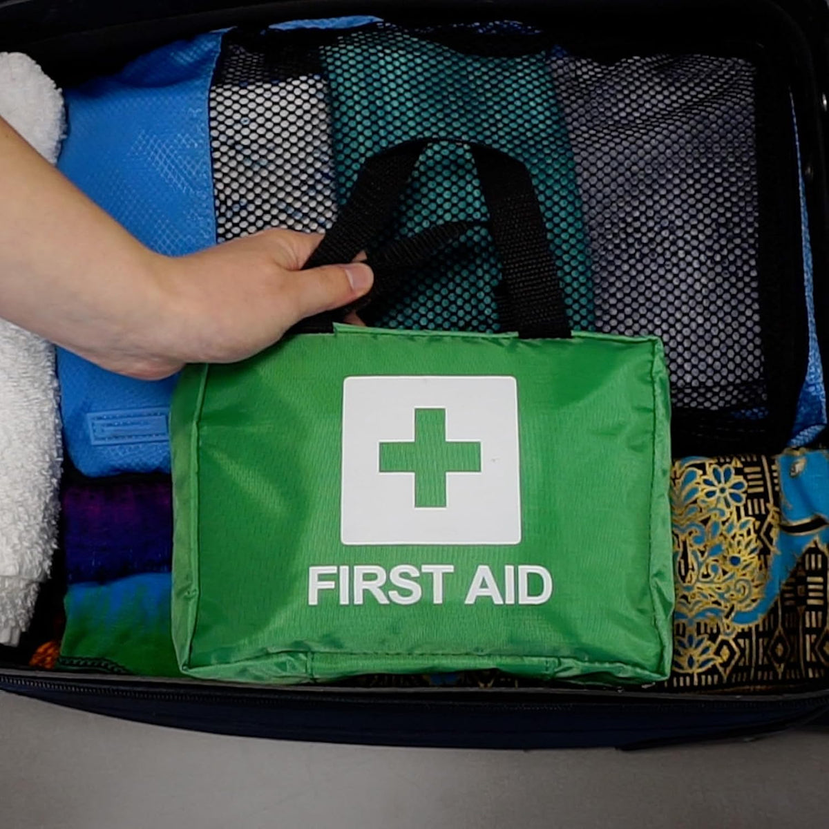 Lewis-Plast Premium First Aid Kit For Home Car Holiday And Workplace - Includes Bandages, Eye Pods, Ice Packs And Essentials For Everyday Situations, 90 Count (Pack of 1)