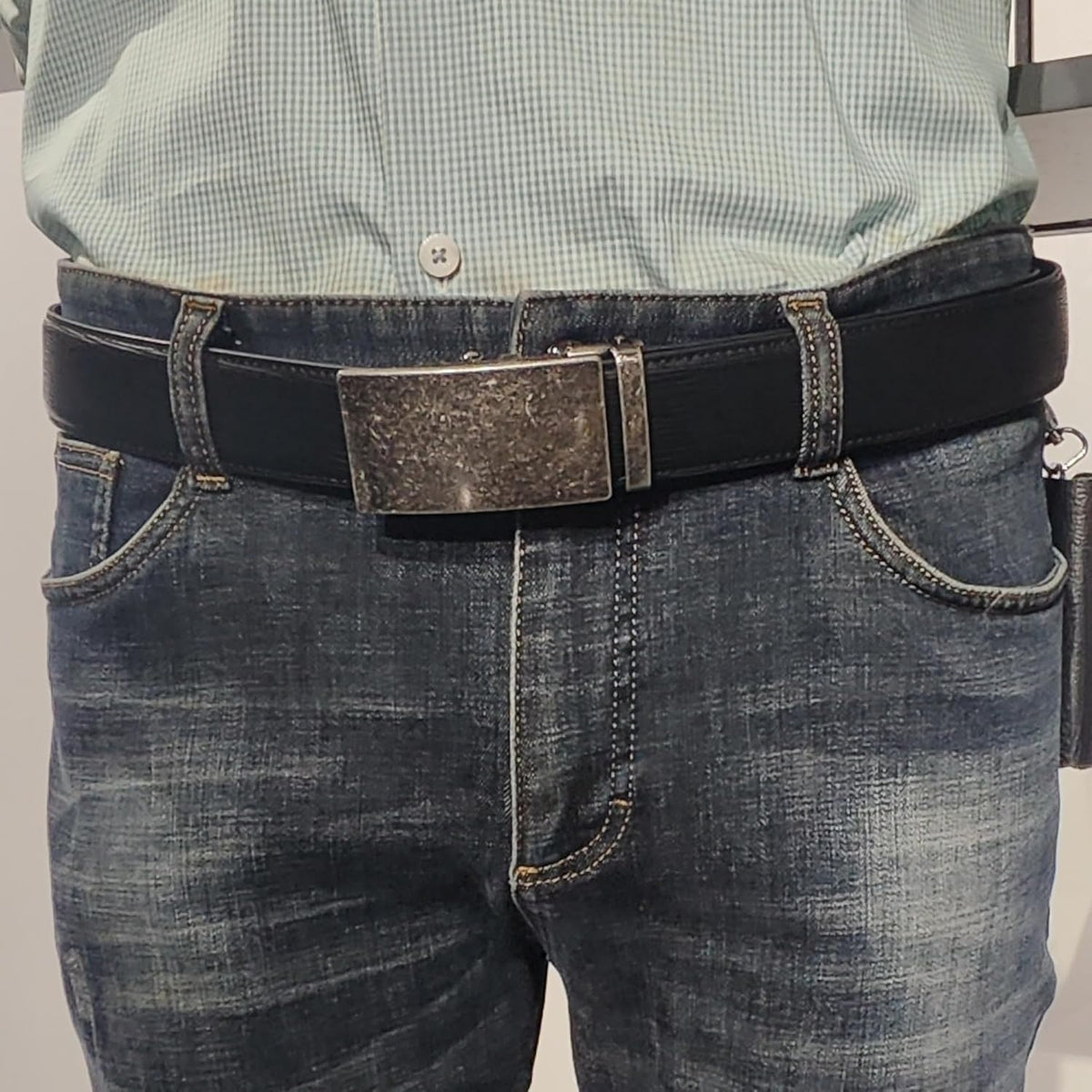 Men's Adjustable Leather Belt Strap & Zinc Alloy Automatic Ratchet Buckle, Customizable for Business Casual & Formal Wear