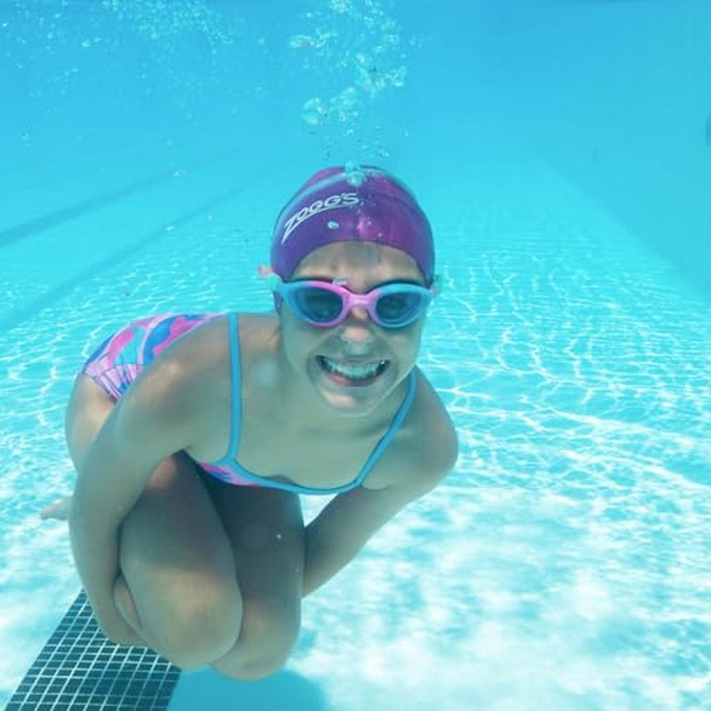 Zoggs Super Seal Kids Swimming Goggles, UV Protection, Quick Adjust Split Yoke Comfort Strap, Fog Free Clear Swim Goggle Lenses, Ages 6-14