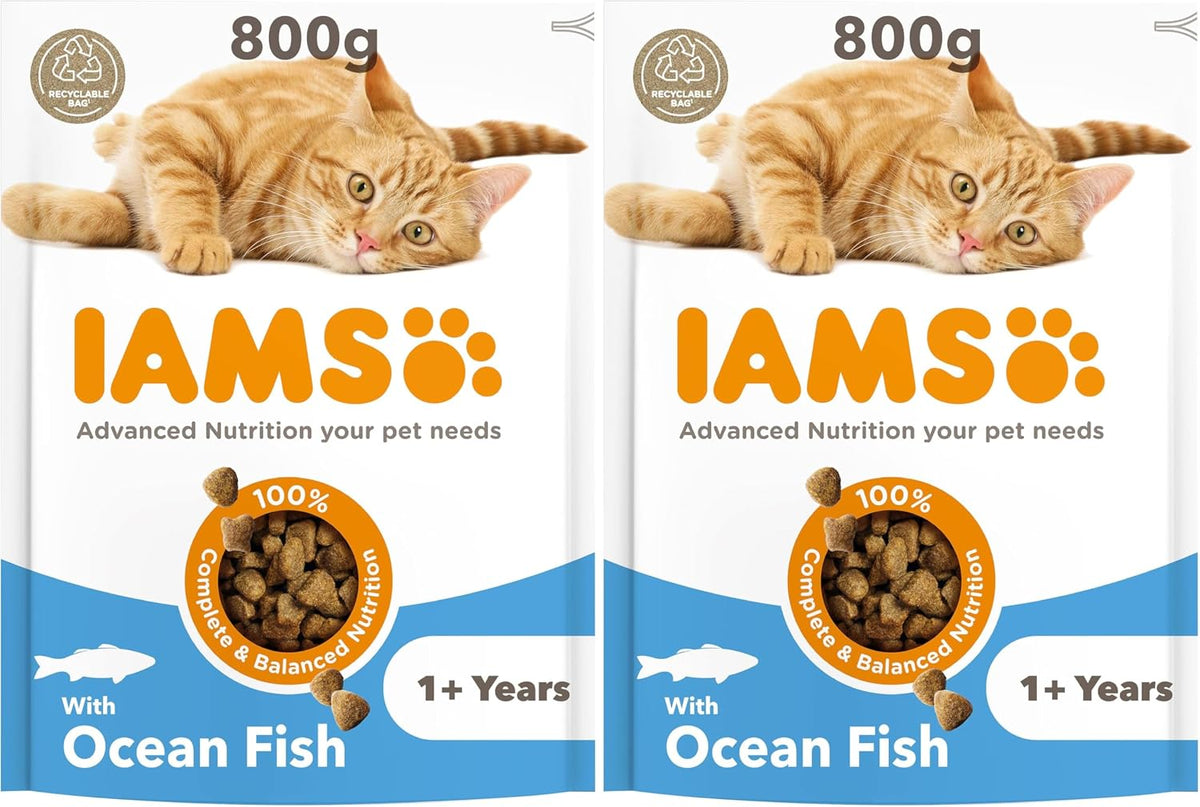 IAMS Adult Complete Dry Cat Food Chicken 3kg - Supports Strong Immune System