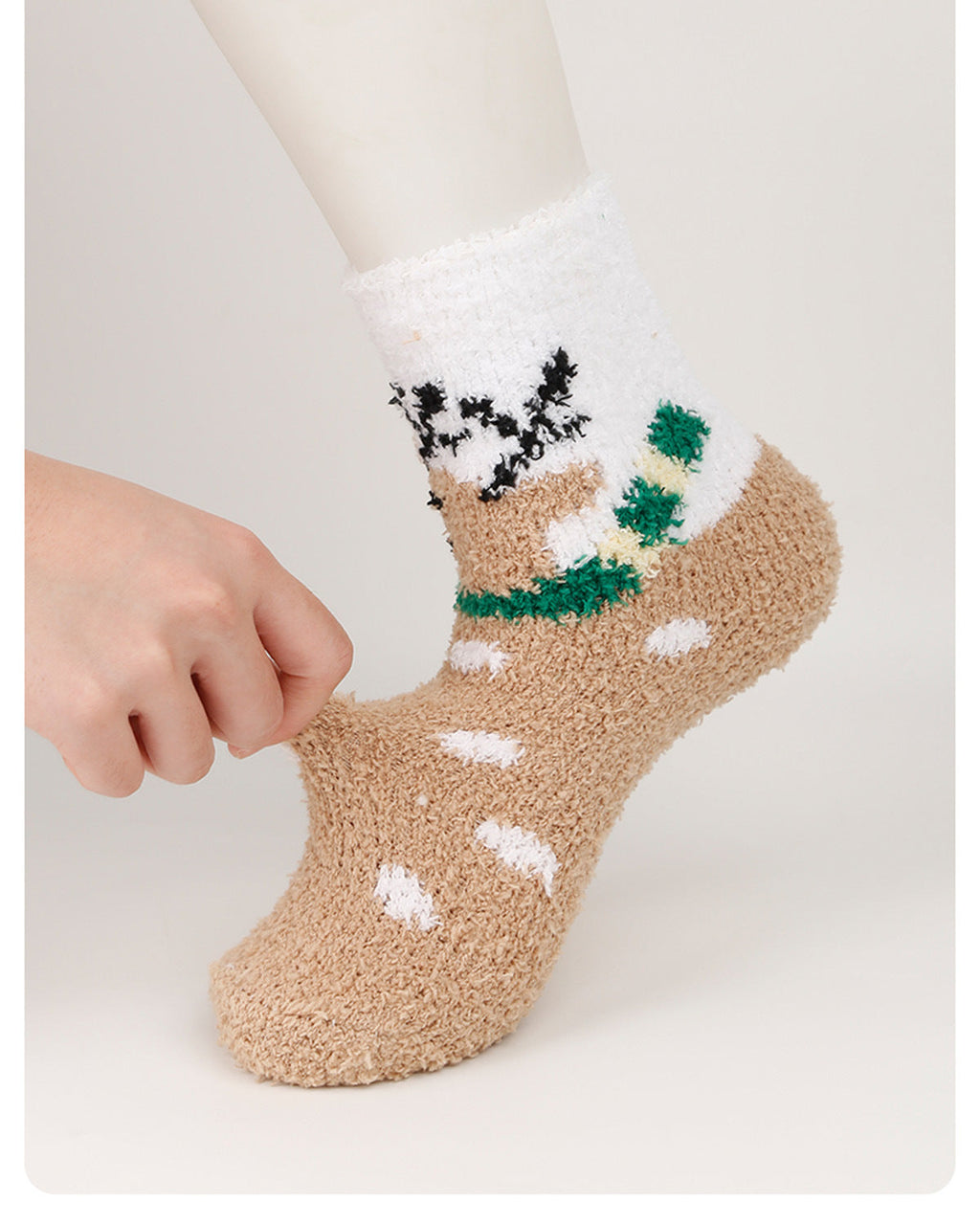 Autumn and winter new Christmas socks coral velvet socks cartoon elk half velvet socks sleep floor socks cross-border wholesale