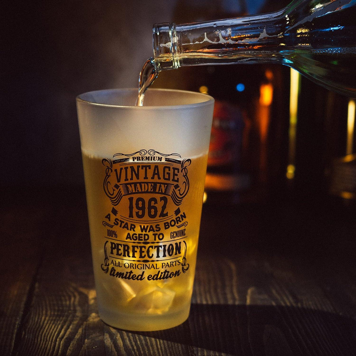 Birthday Pint Glasses Set of 2 Vintage 1962 or 1992 Beer Glass Gift 480ml