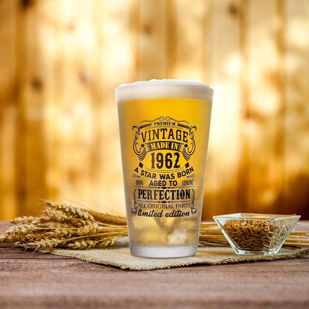 Birthday Pint Glasses Set of 2 Vintage 1962 or 1992 Beer Glass Gift 480ml