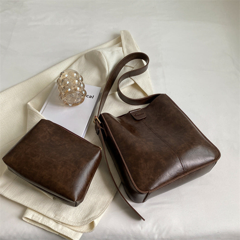 Women's Large-Capacity Bucket Crossbody Bag - Autumn and Winter Shoulder Handbag