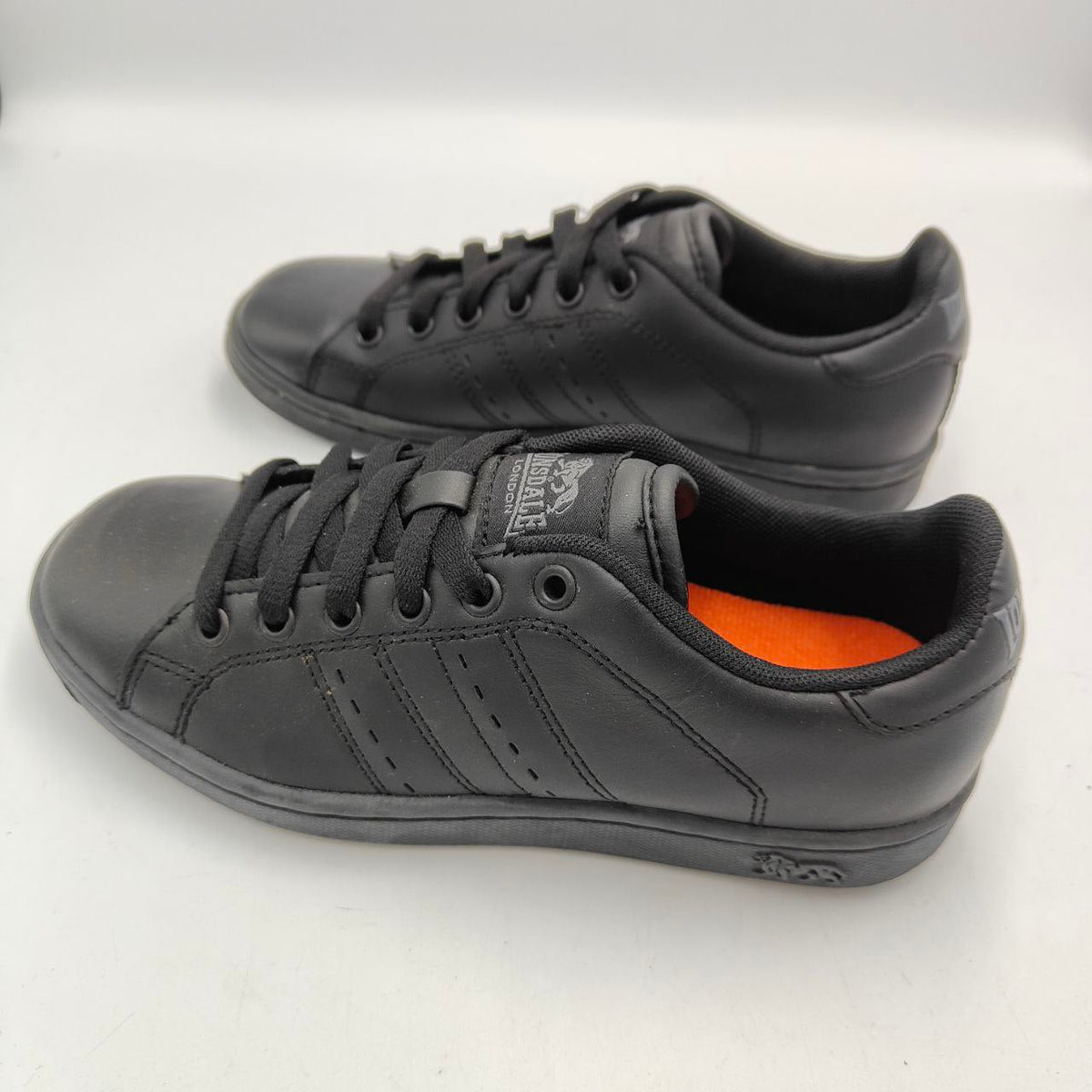 Lonsdale Leyton Kids Leather Trainers UK 3 EU 36 Junior Trainers