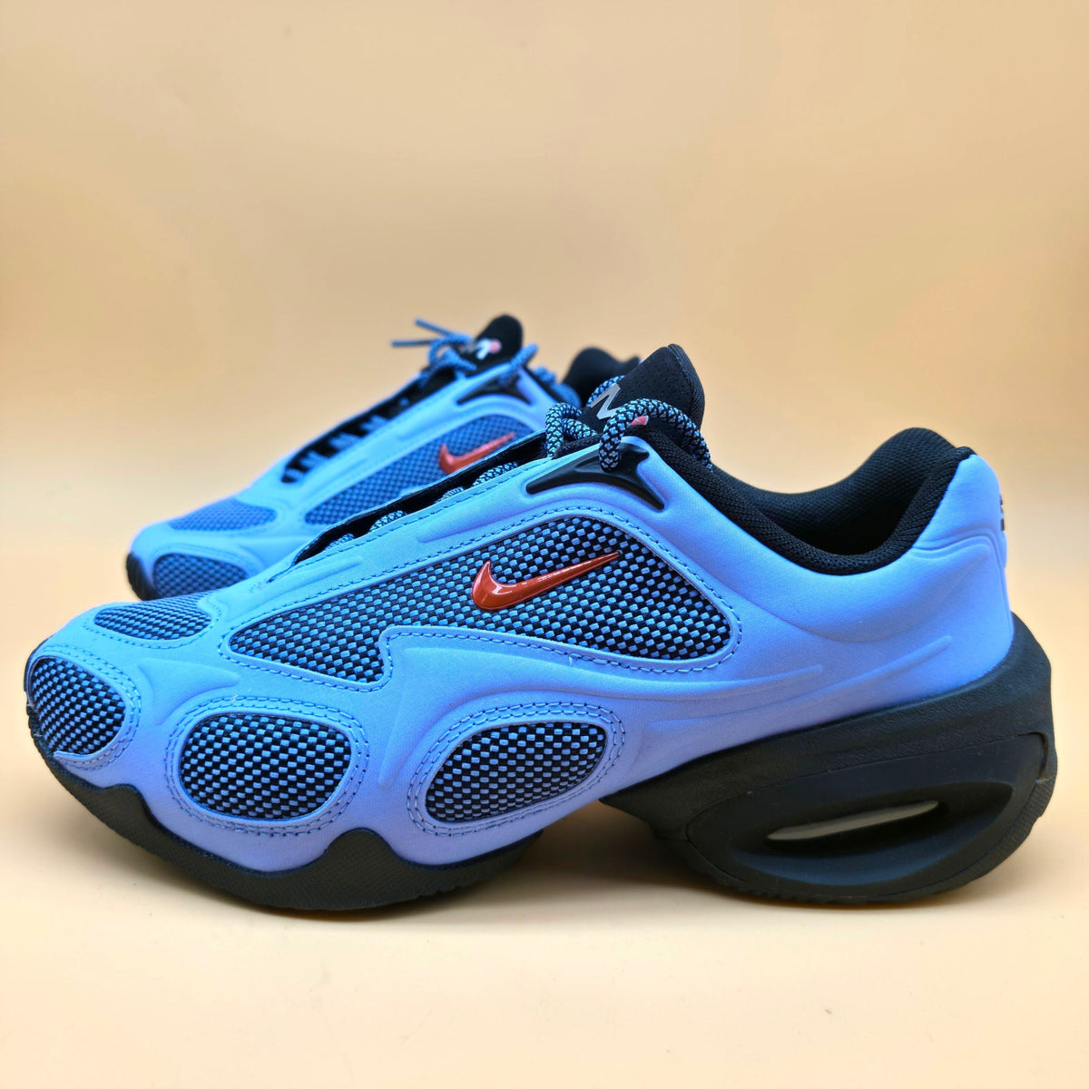 Nike Air Max Muse Women’s Trainers Royal Pulse Crimson Black II6282-400