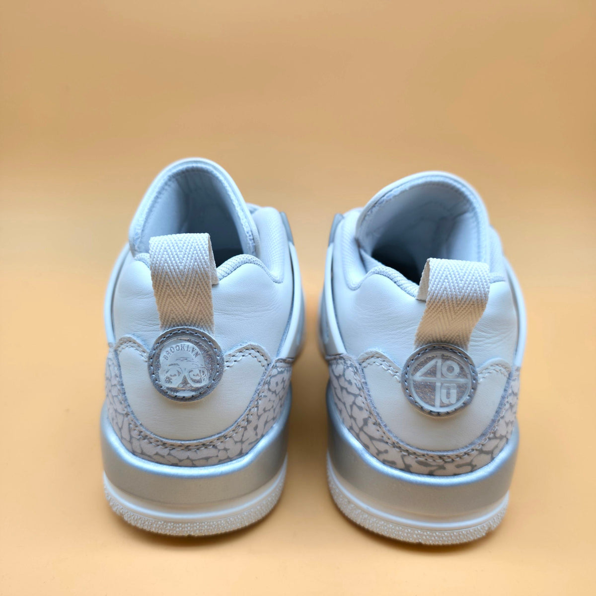 Jordan Spizike Low Women’s Trainers Swan Wolf Grey Metallic Silver IR1836-101