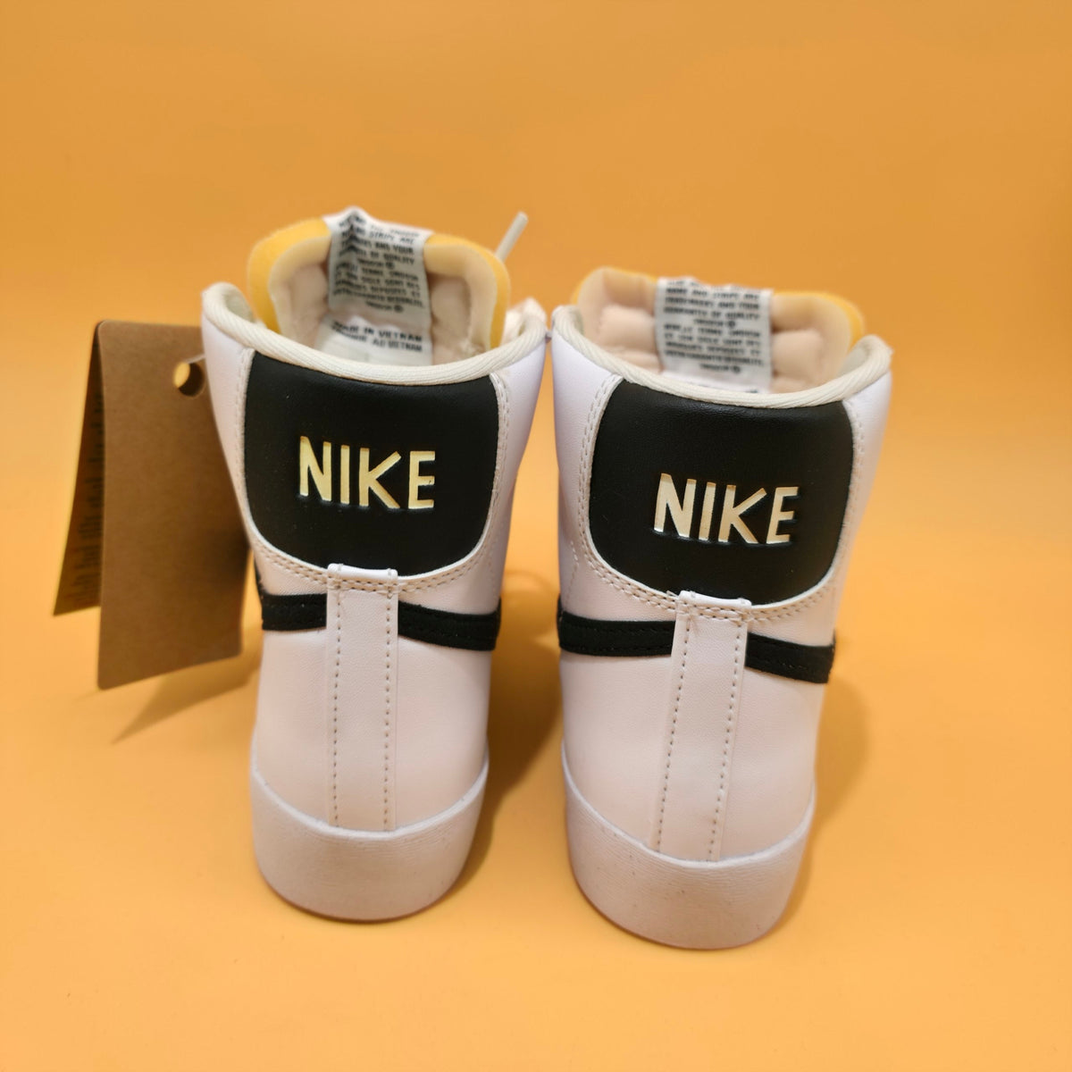 Nike Blazer Mid ’77 Next Nature Women’s White Black DO1344-101