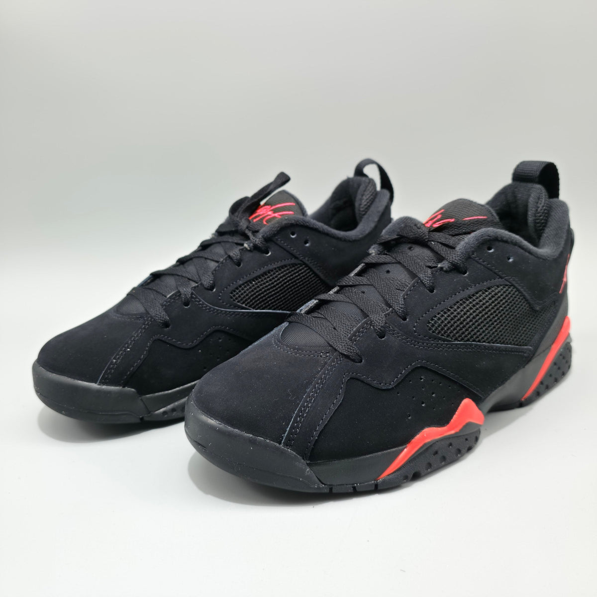 Air Jordan MVP 92 Men’s Trainers Black Infrared 23 HQ3950-003