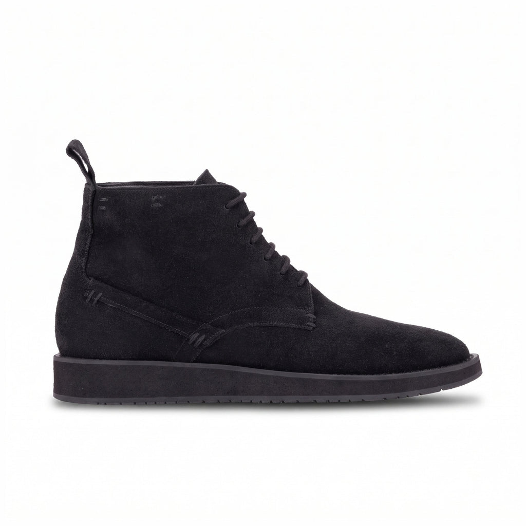 QUIVE London Chester Suede Chukka Boots