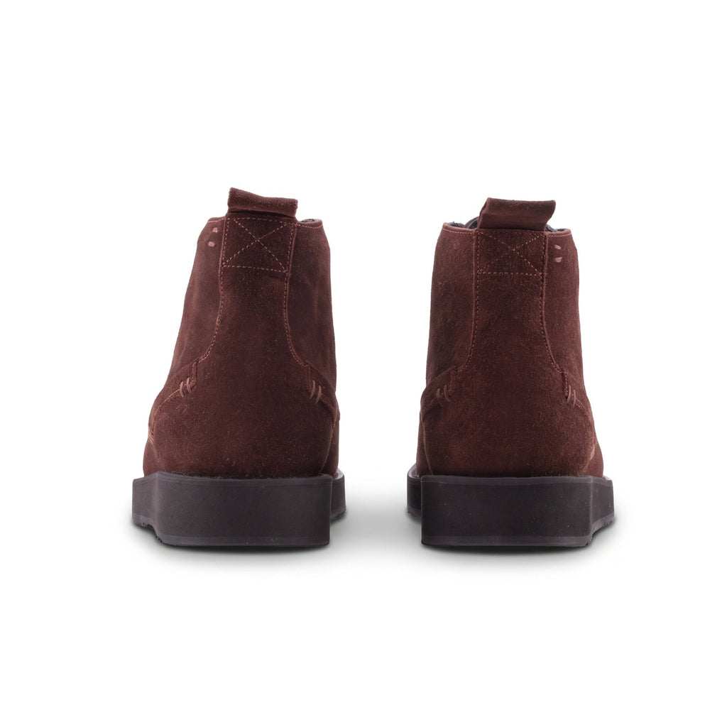 QUIVE London Chester Suede Chukka Boots